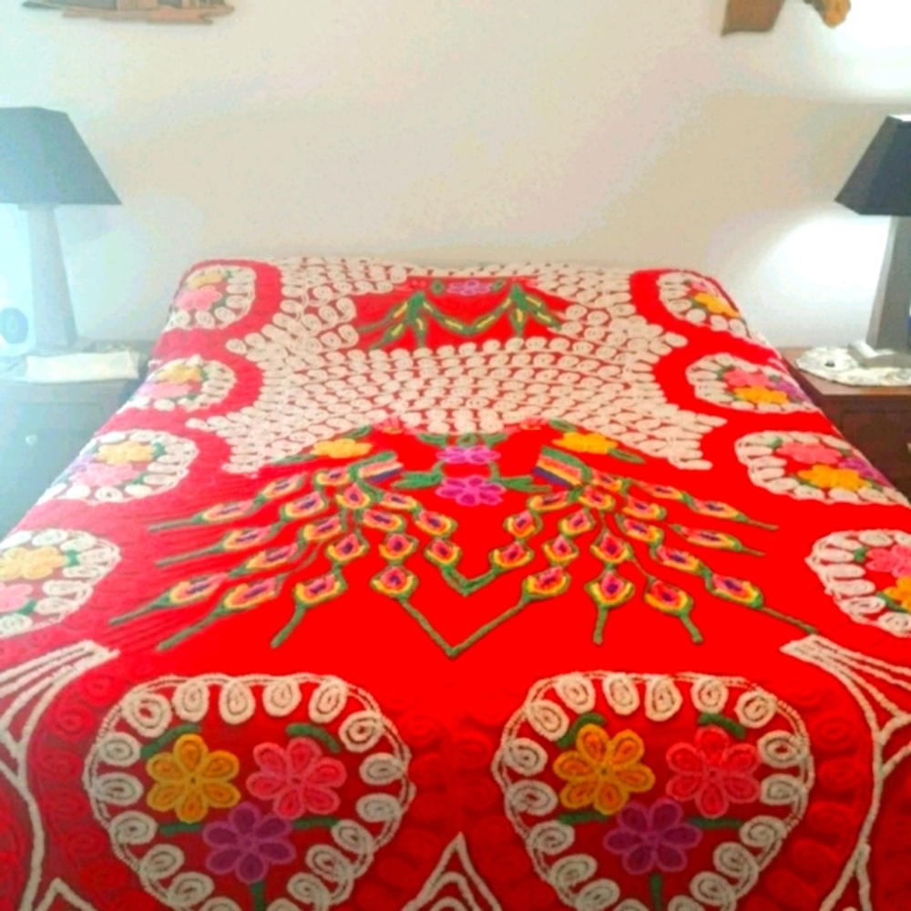 VTG King Chenille Bedspread